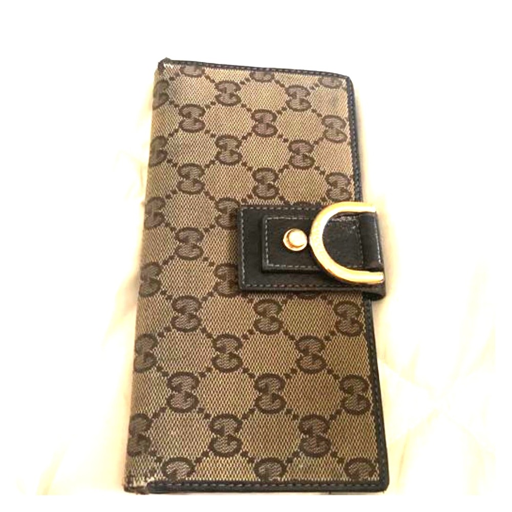 Gucci wallet
